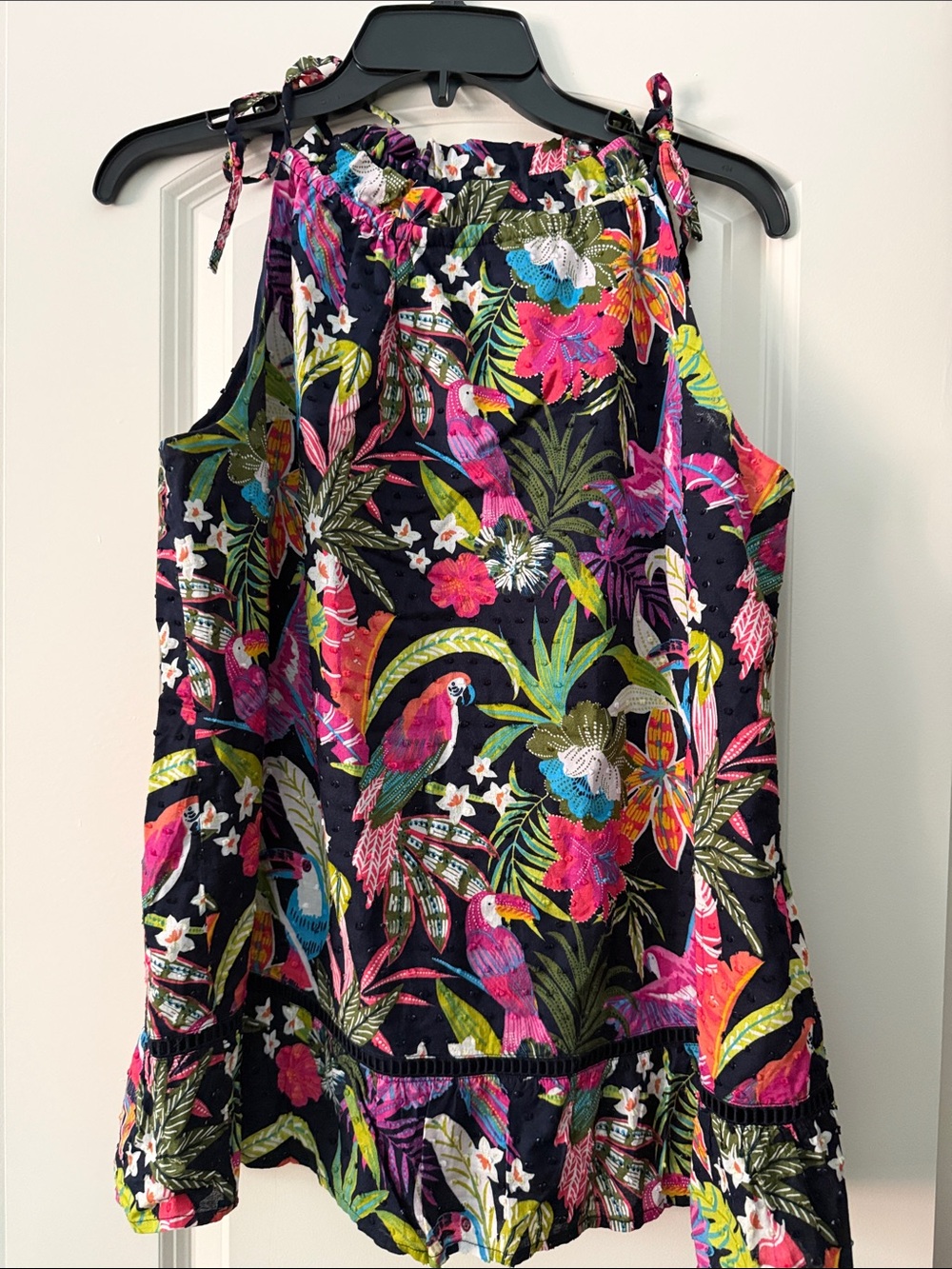 crown & ivy Black Tropical Parrot Tie-Strap Camisole